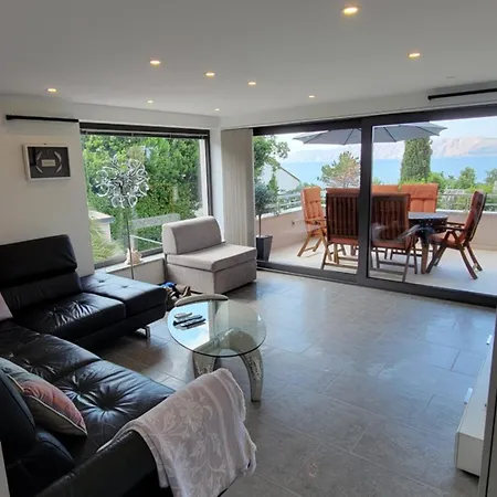 La Casa De Ines * 노비비노돌스키