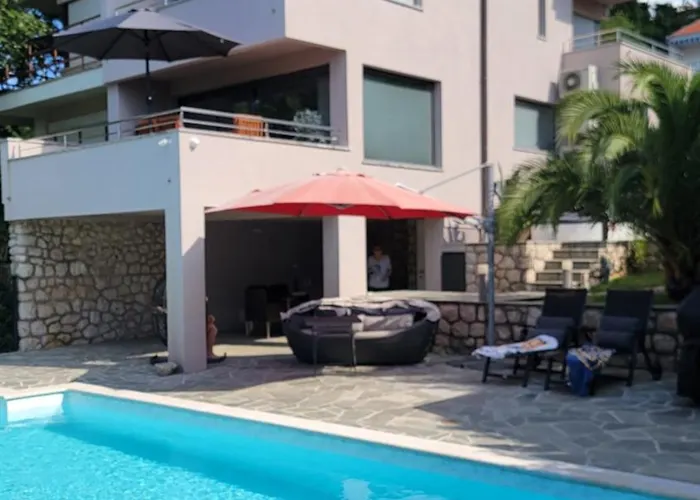 La Casa De Ines Novi Vinodolski