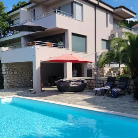 La Casa De Ines Novi Vinodolski